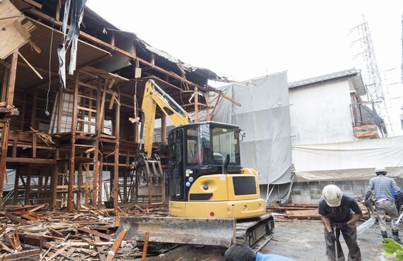小規模な木造アパートにも対応しています | 豊島区を拠点に解体工事を請け負う株式会社KFプロジェクト